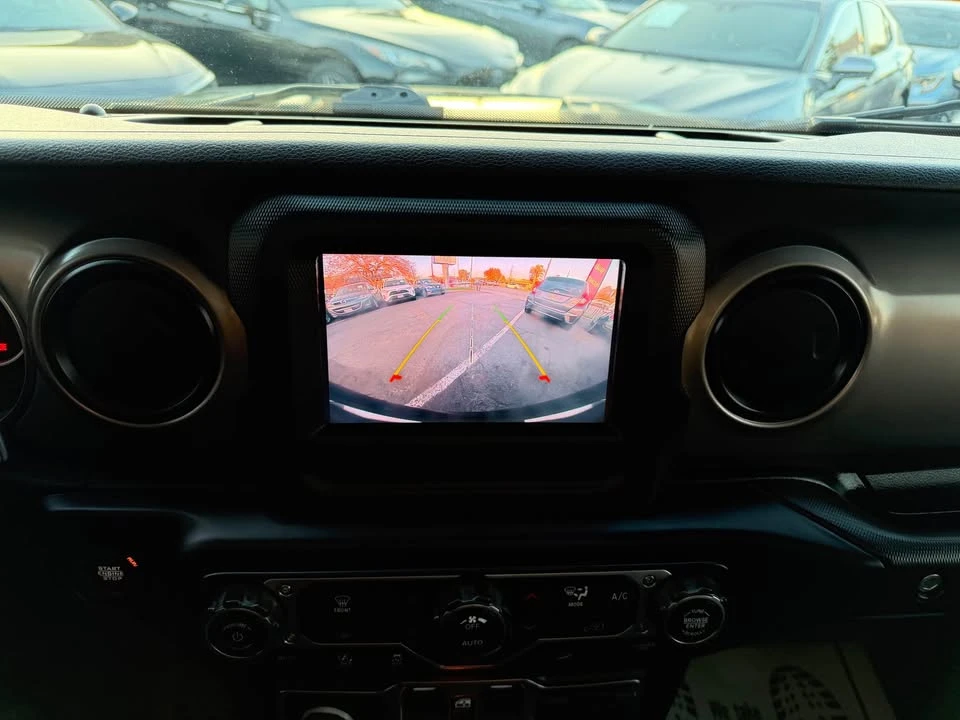 2020 Jeep JL Wrangler - Image 14 of 14