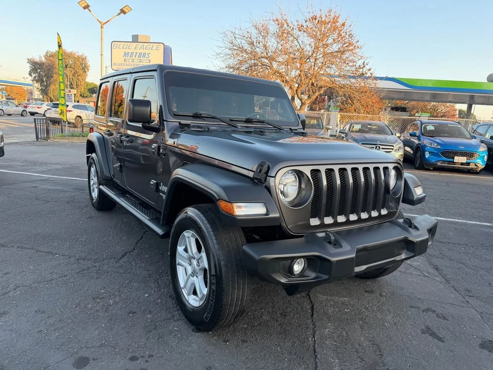 2020 Jeep JL Wrangler - Image 2 of 14