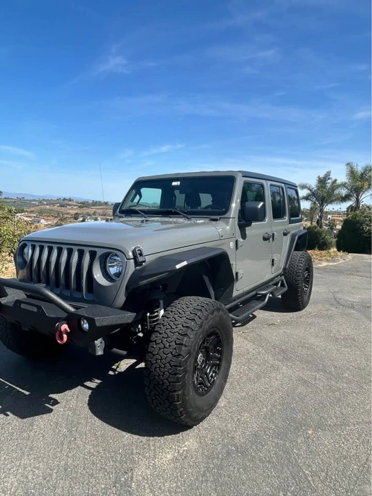 2020 Jeep JL Wrangler - Image 2 of 6
