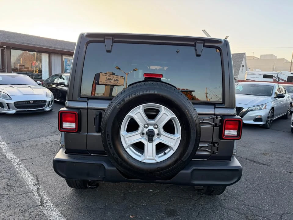 2020 Jeep JL Wrangler - Image 6 of 14
