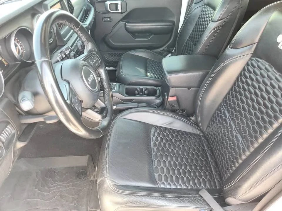 2020 Jeep JL Wrangler - Image 5 of 8