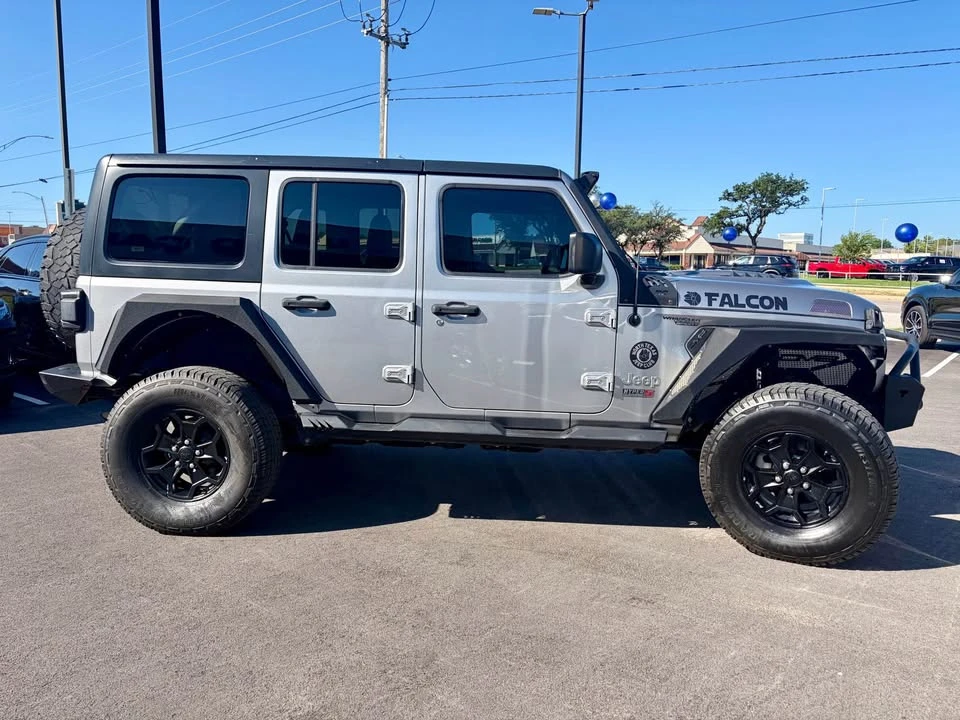 2020 Jeep JL Wrangler - Image 4 of 9
