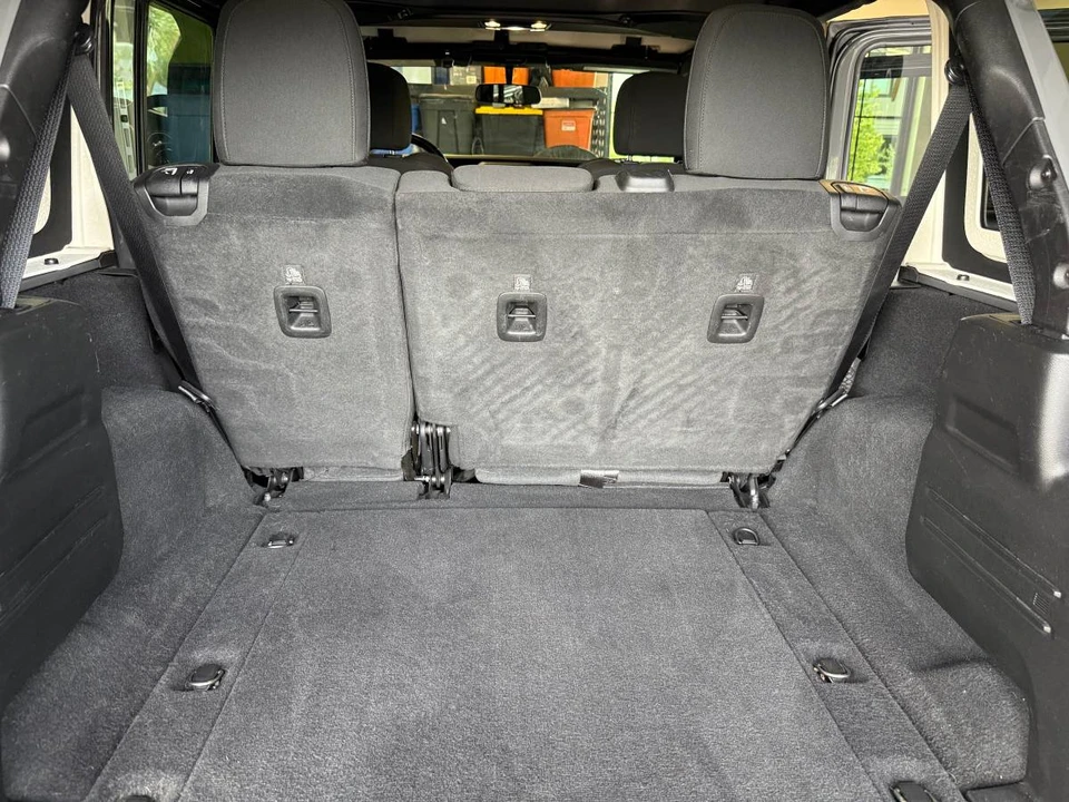 2020 Jeep Wrangler - Image 12 of 22