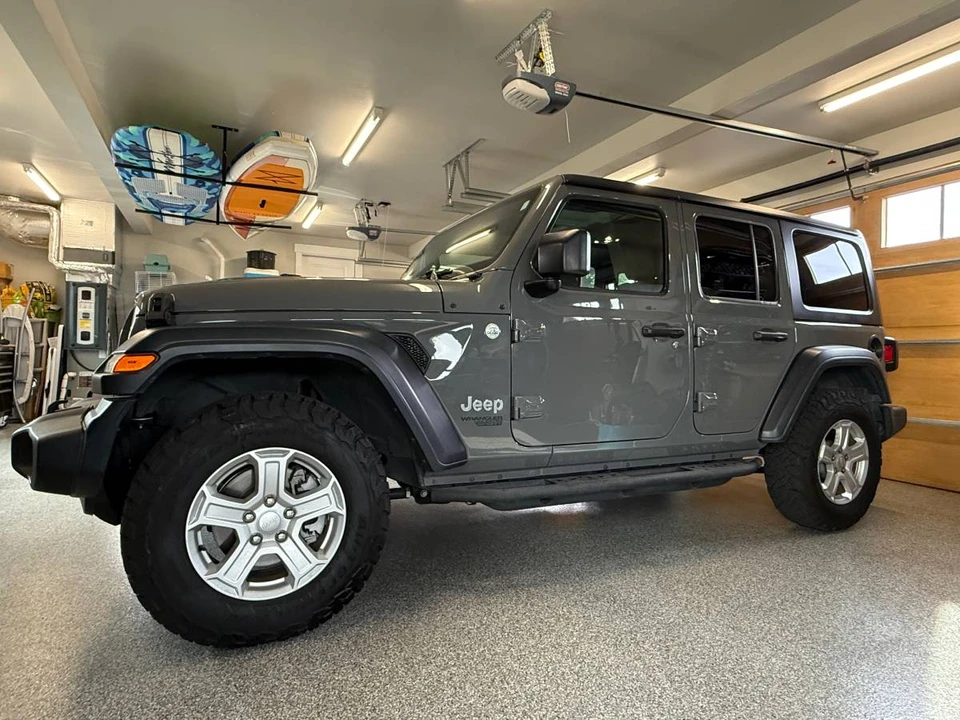 2020 Jeep Wrangler - Image 18 of 22