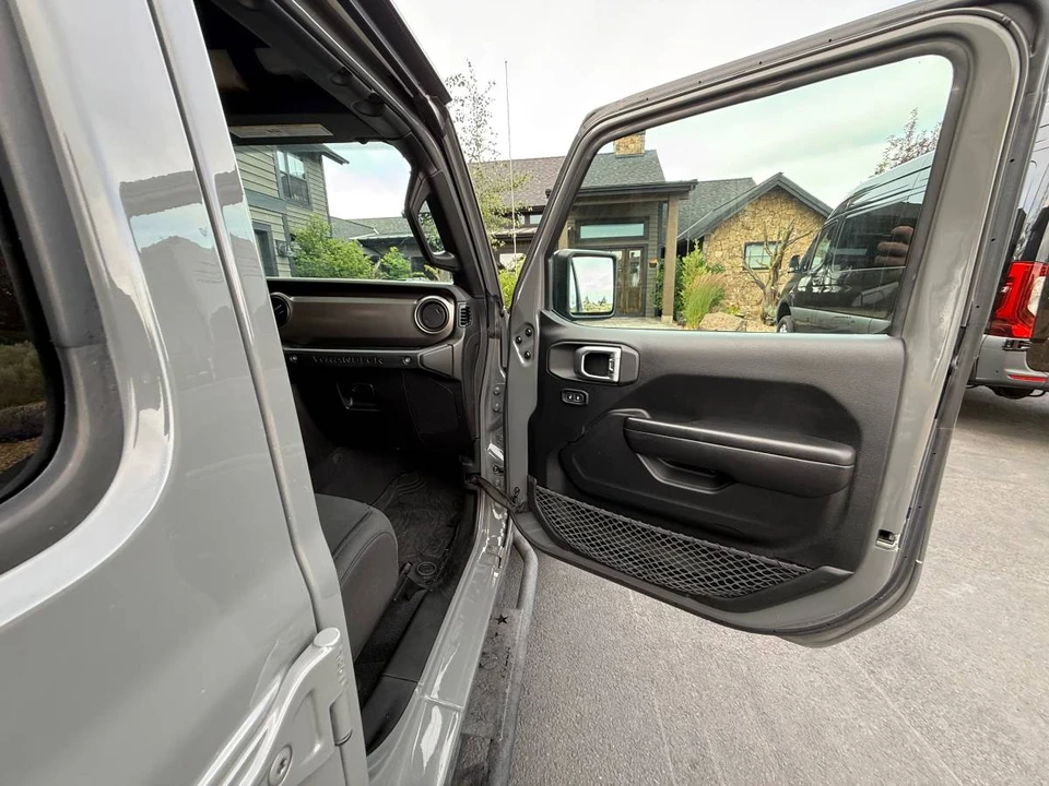 2020 Jeep Wrangler - Image 20 of 22