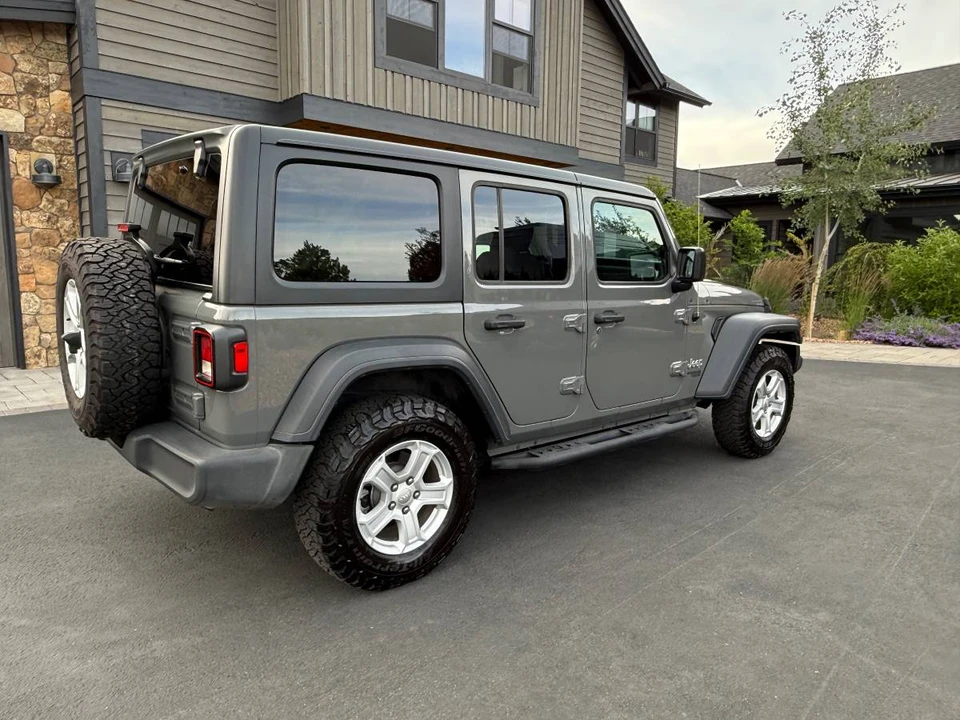 2020 Jeep Wrangler - Image 2 of 22