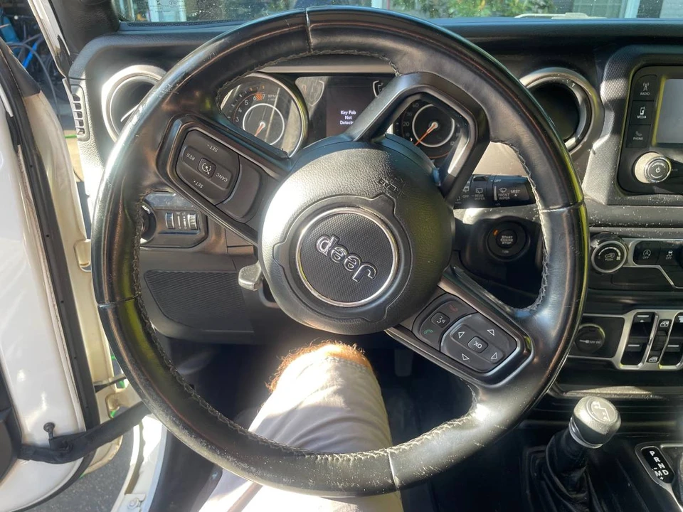 2020 Jeep JL Wrangler - Image 5 of 20