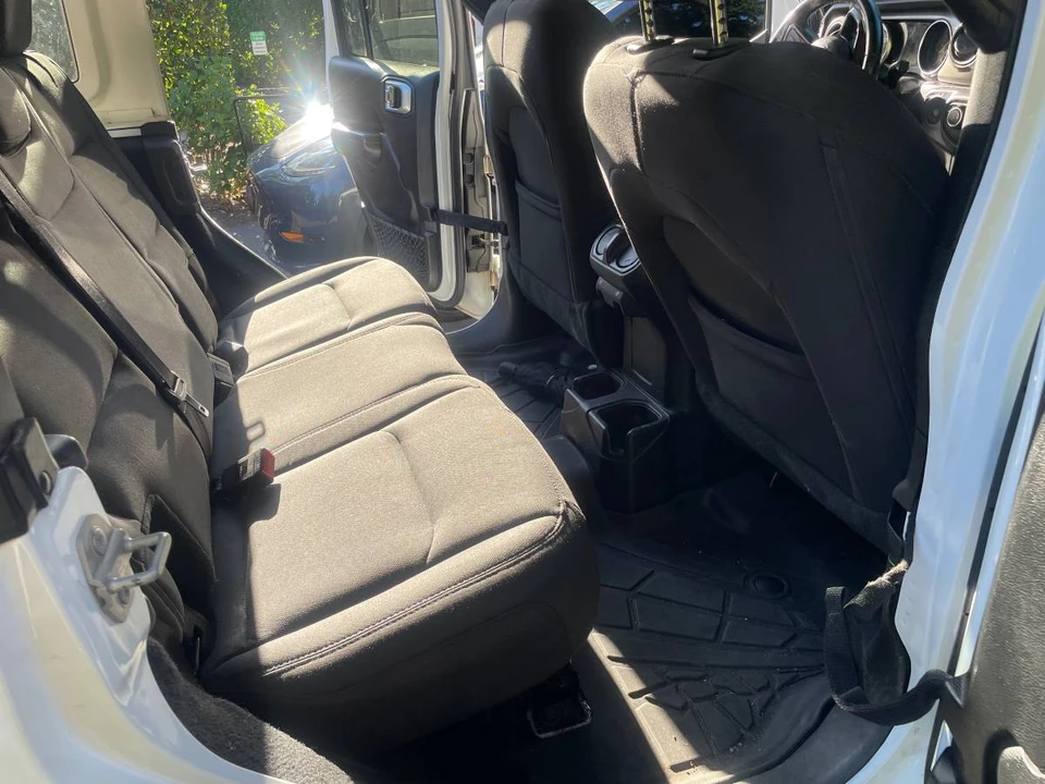2020 Jeep JL Wrangler - Image 15 of 20