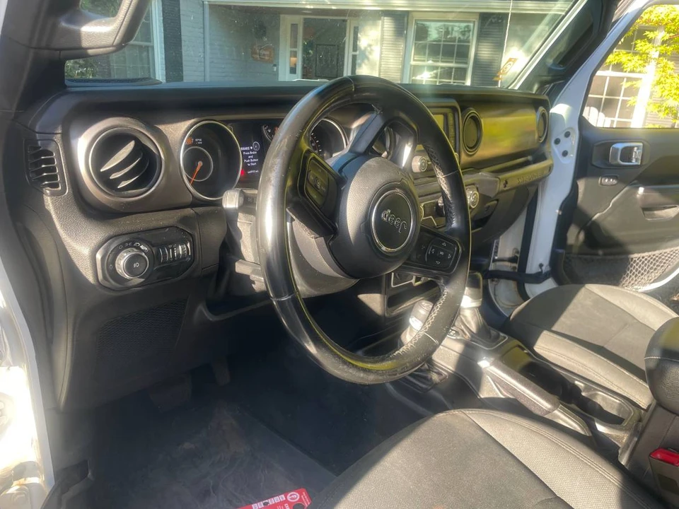 2020 Jeep JL Wrangler - Image 7 of 20