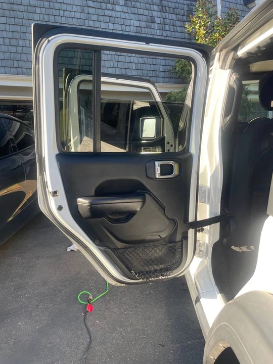 2020 Jeep JL Wrangler - Image 10 of 20