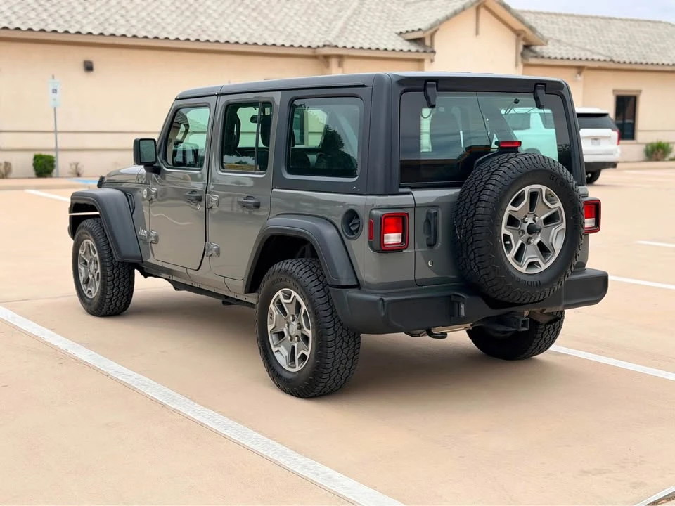 2020 Jeep JL Wrangler - Image 4 of 19