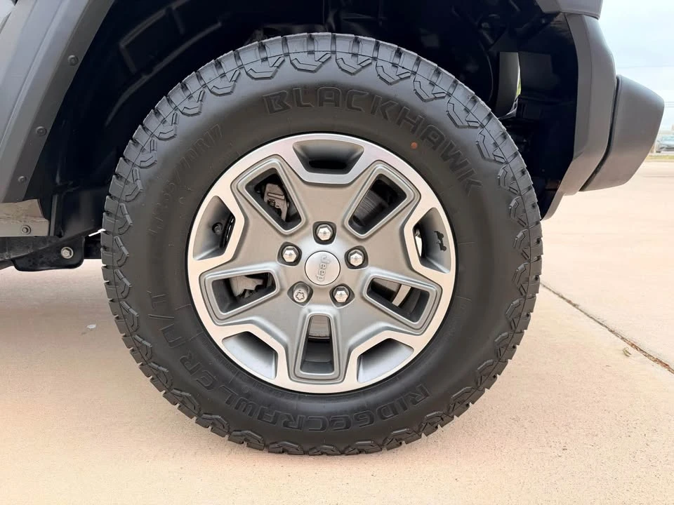 2020 Jeep JL Wrangler - Image 16 of 19