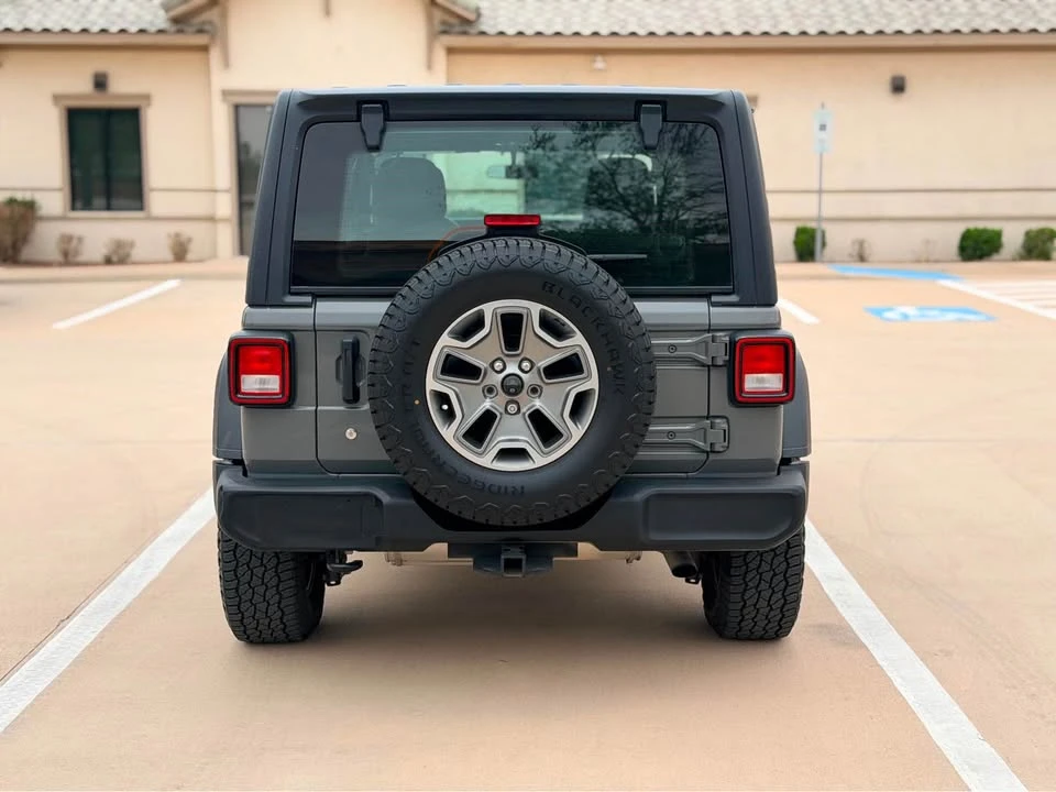 2020 Jeep JL Wrangler - Image 5 of 19