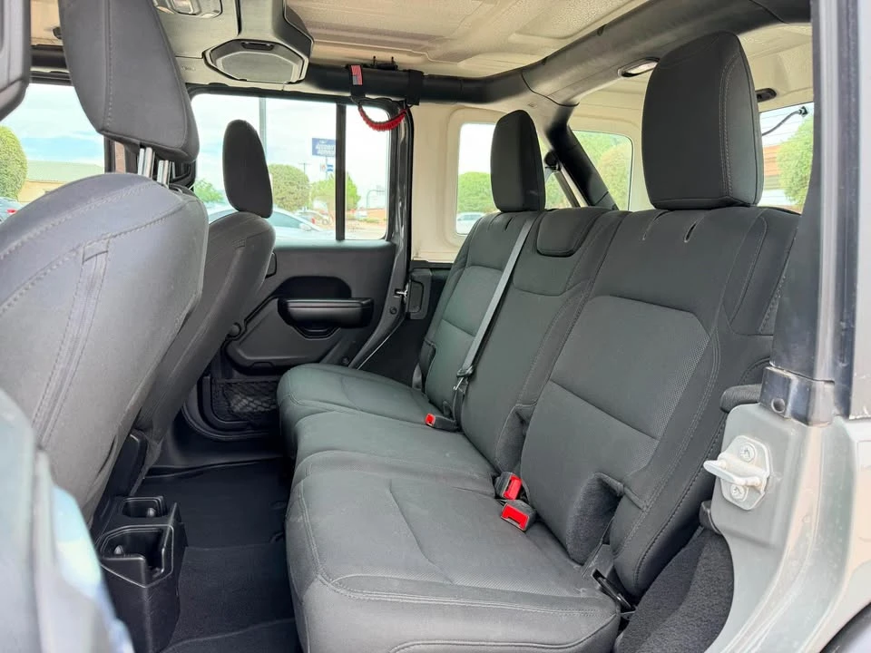 2020 Jeep JL Wrangler - Image 10 of 19