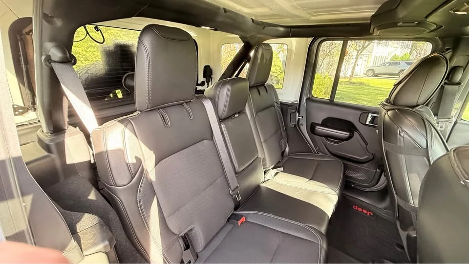 2020 Jeep JL Wrangler - Image 5 of 19