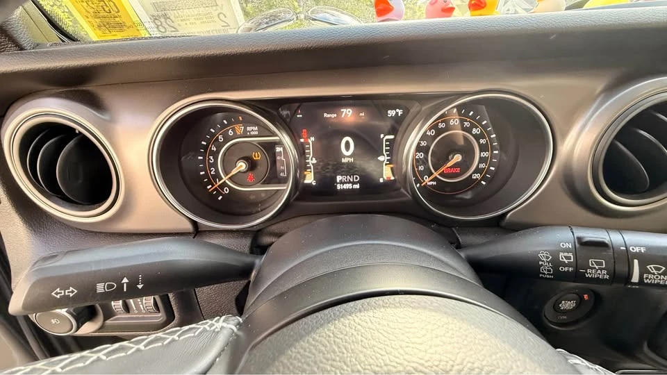 2020 Jeep JL Wrangler - Image 15 of 19