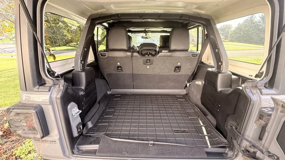 2020 Jeep JL Wrangler - Image 10 of 19