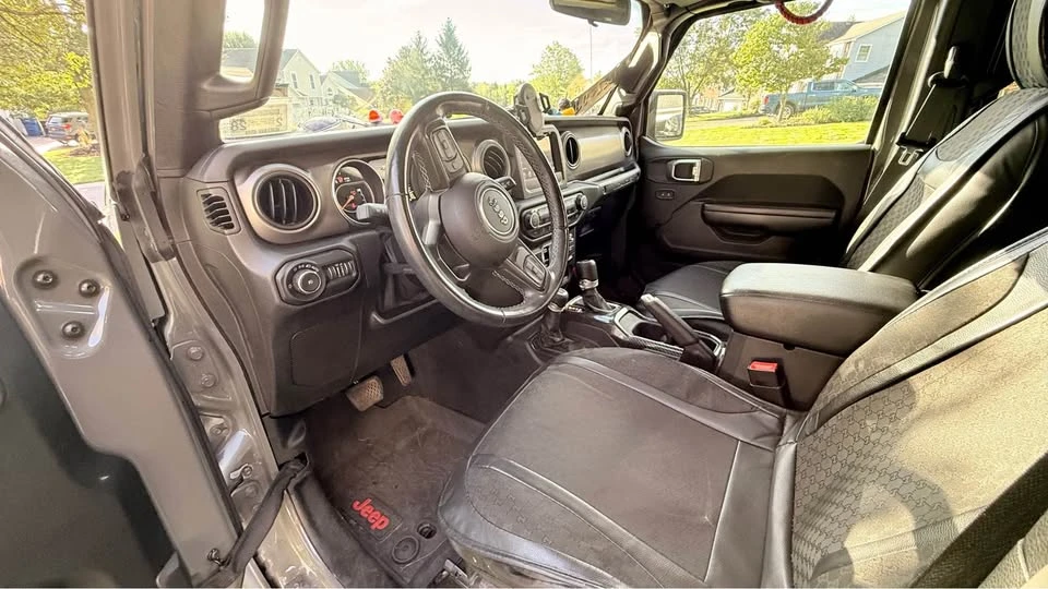 2020 Jeep JL Wrangler - Image 16 of 19