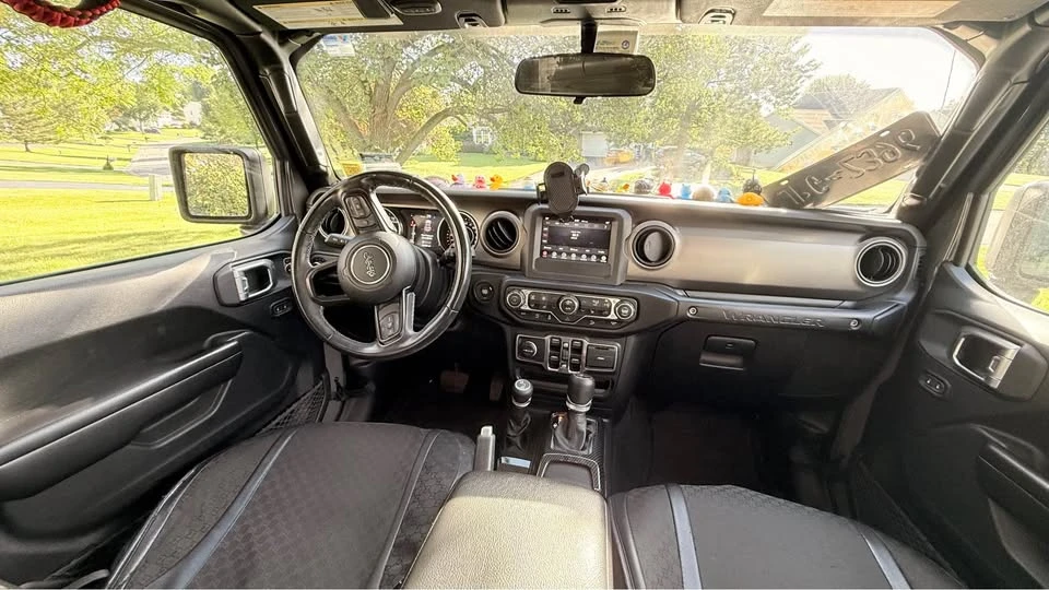 2020 Jeep JL Wrangler - Image 6 of 19