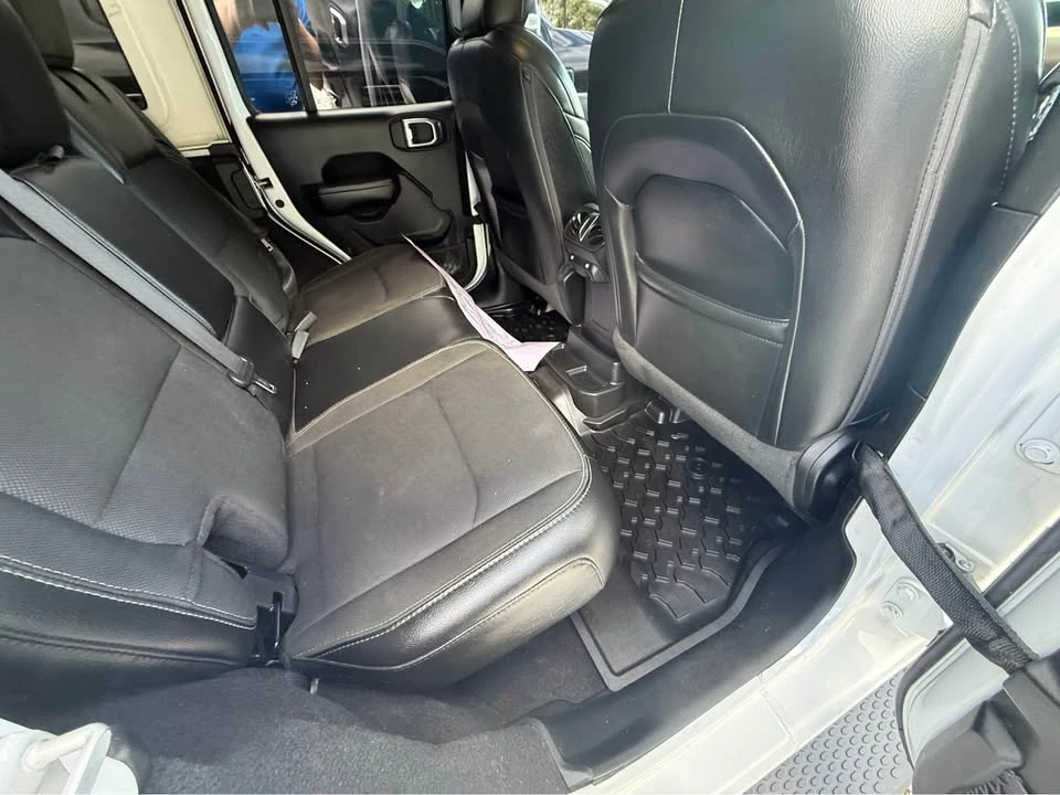 2020 Jeep JL Wrangler - Image 12 of 13