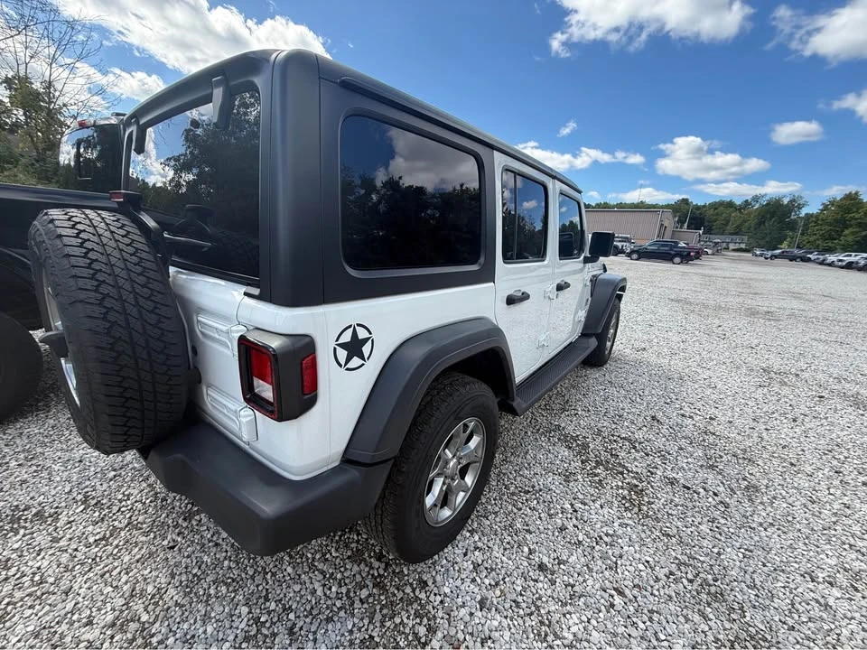 2020 Jeep JL Wrangler - Image 6 of 13