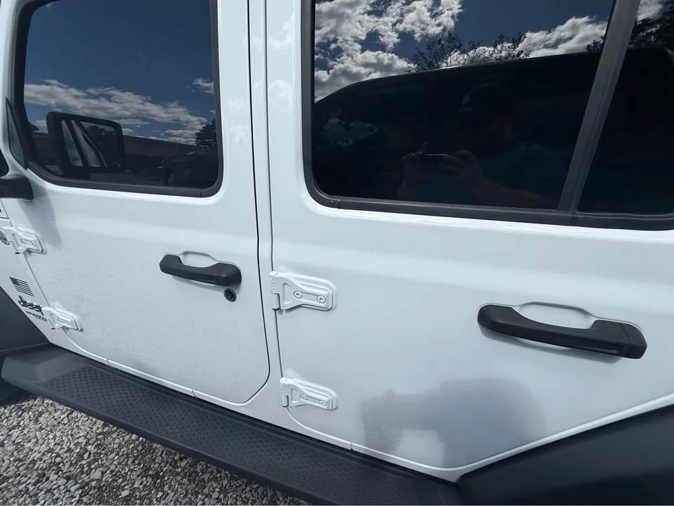 2020 Jeep JL Wrangler - Image 9 of 13