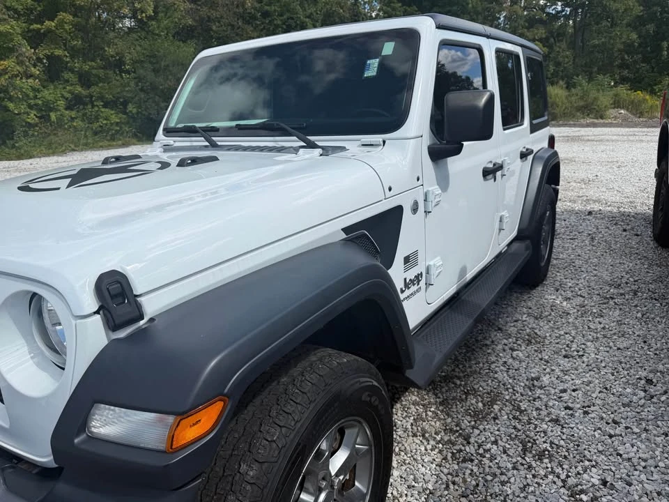 2020 Jeep JL Wrangler - Image 3 of 13