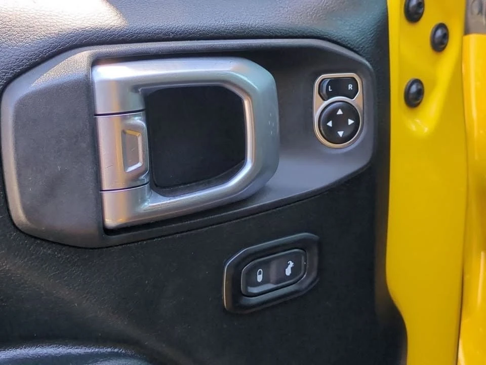 2020 Jeep JL Wrangler - Image 10 of 20