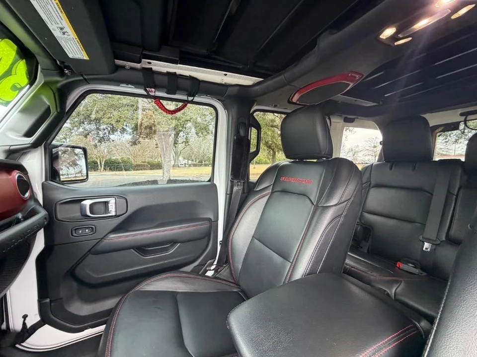 2020 Jeep JL Wrangler - Image 15 of 21
