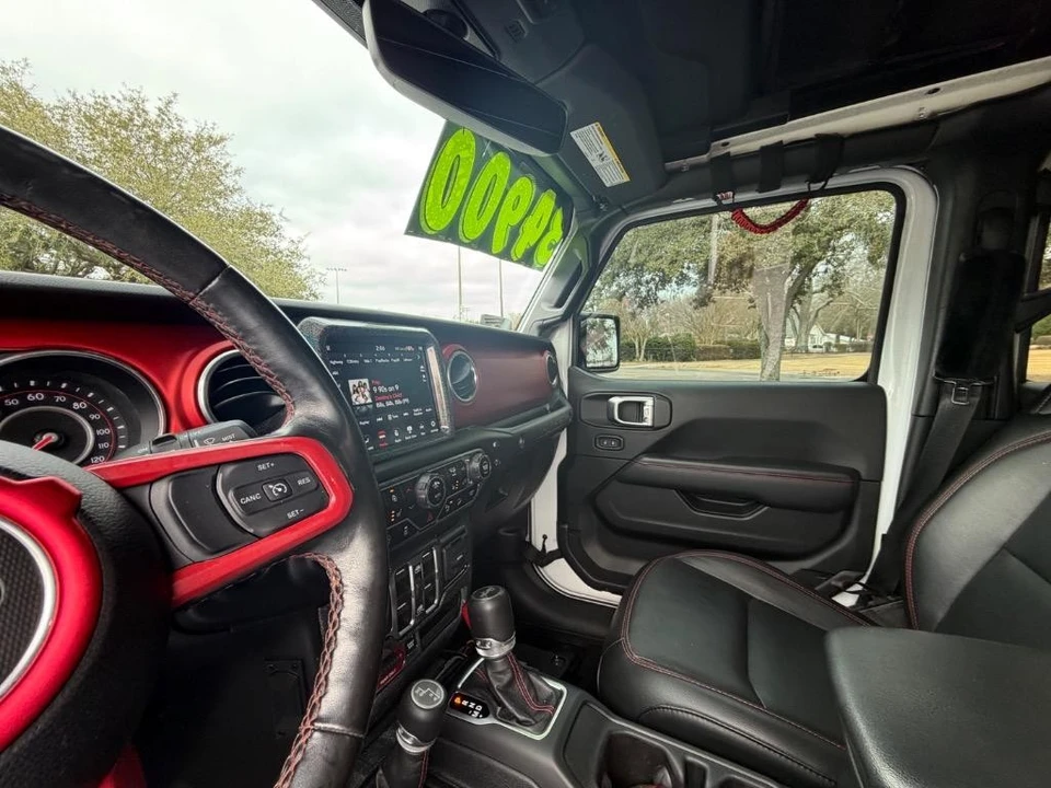 2020 Jeep JL Wrangler - Image 14 of 21