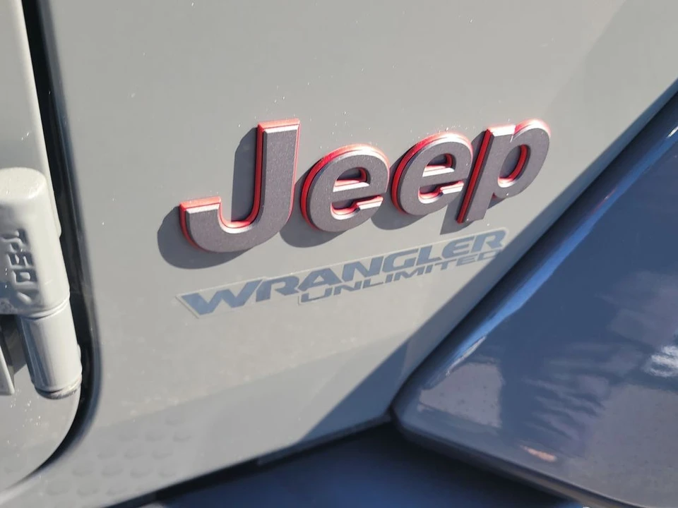 2020 Jeep JL Wrangler - Image 7 of 12