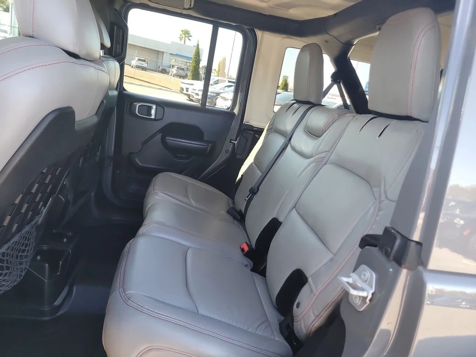 2020 Jeep JL Wrangler - Image 11 of 12