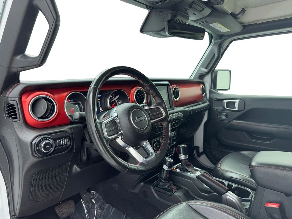 2020 Jeep JL Wrangler - Image 17 of 31