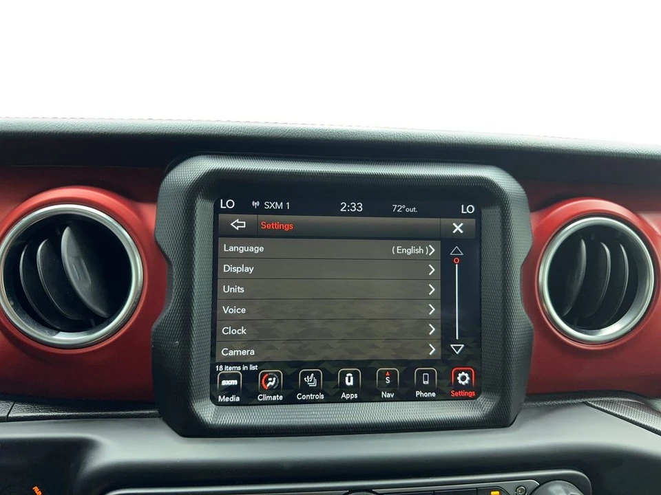 2020 Jeep JL Wrangler - Image 21 of 31