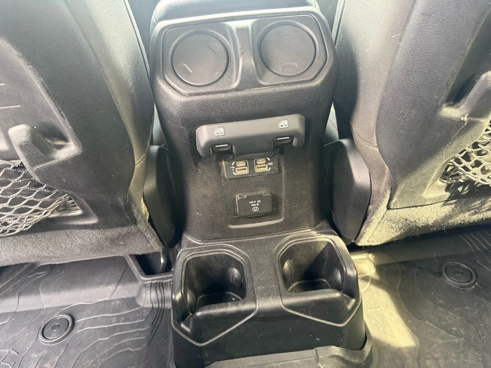 2020 Jeep JL Wrangler - Image 11 of 12