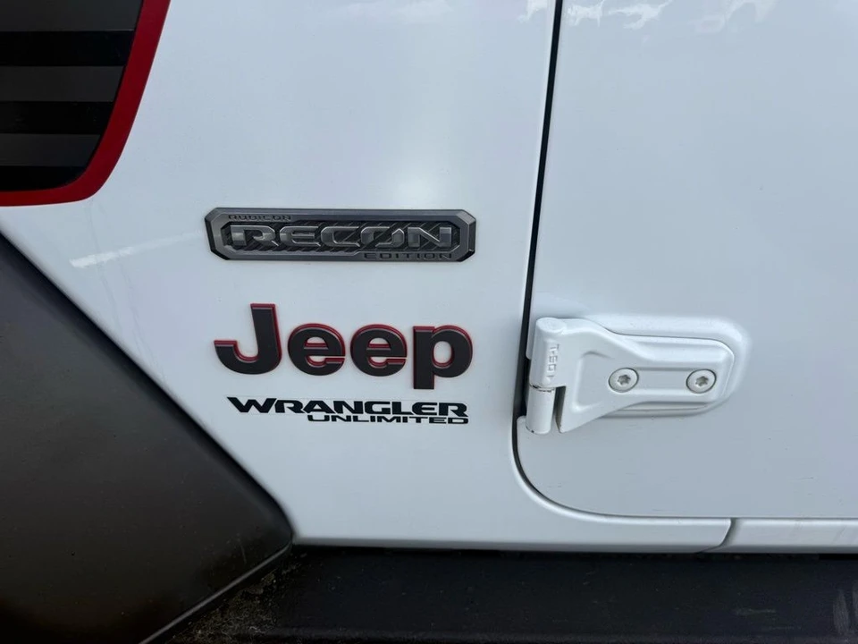 2020 Jeep JL Wrangler - Image 10 of 12