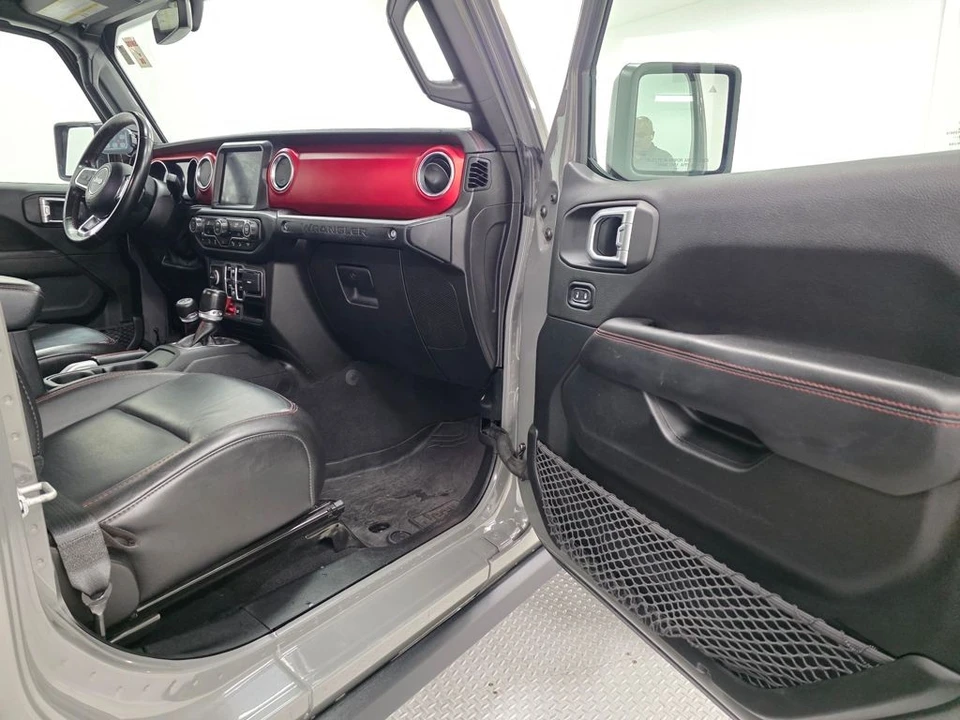 2020 Jeep JL Wrangler - Image 11 of 12