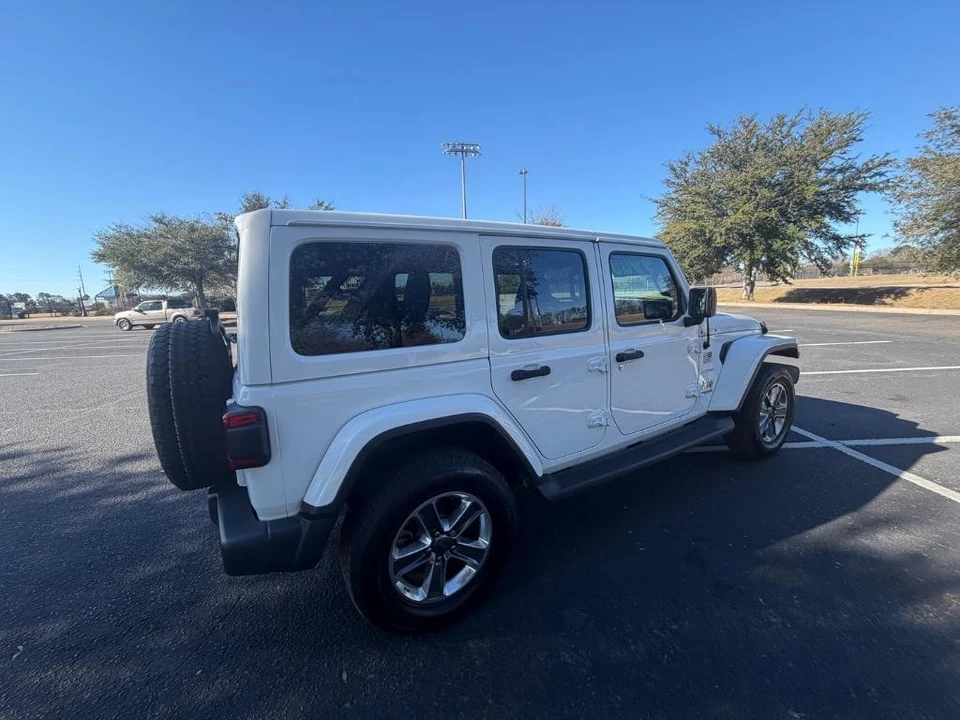2020 Jeep - Image 30 of 31