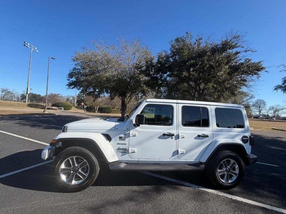 2020 Jeep JL Wrangler - Image 2 of 21