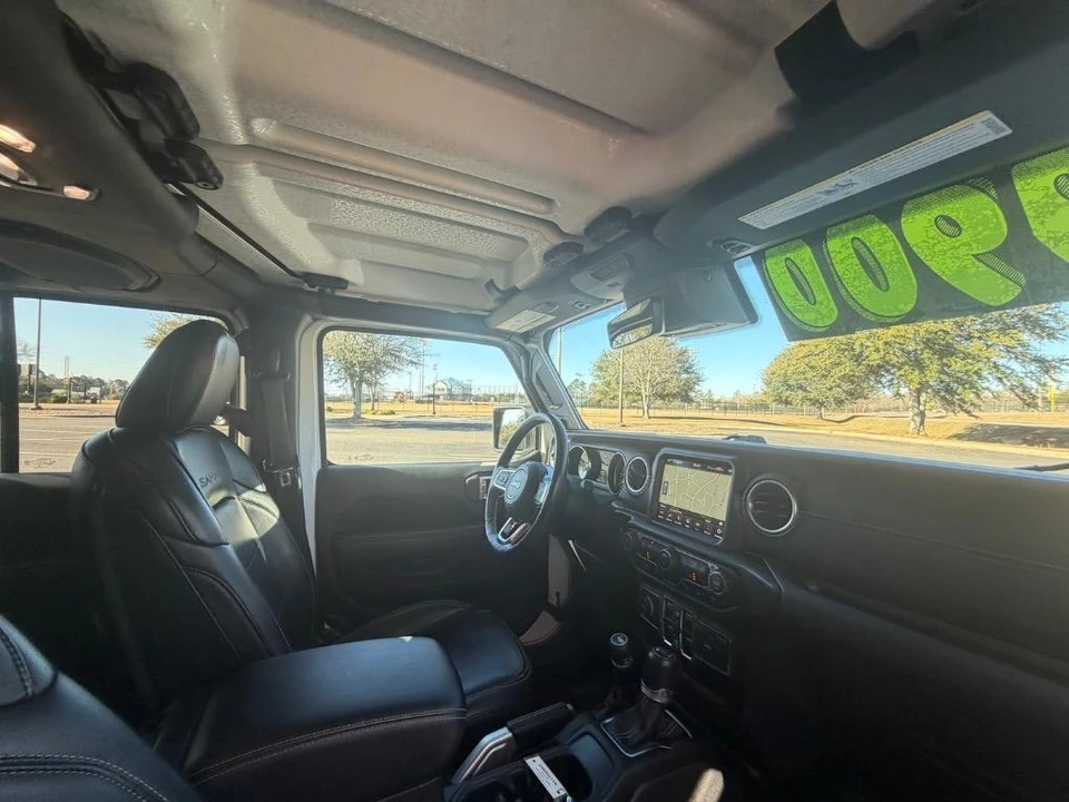 2020 Jeep - Image 31 of 31