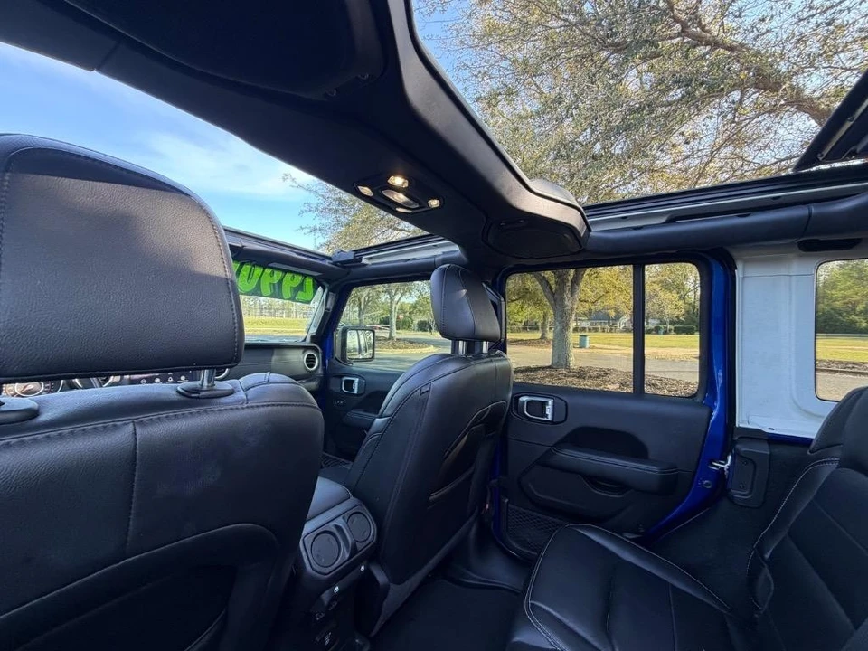 2020 Jeep JL Wrangler - Image 26 of 31