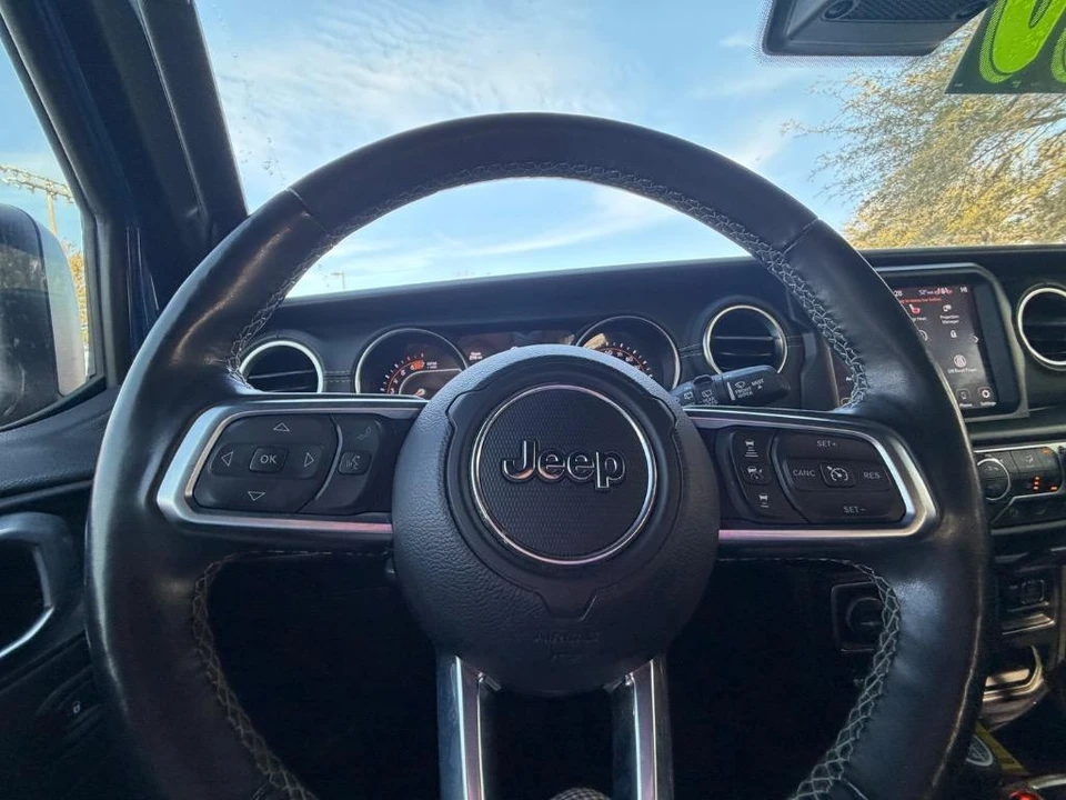 2020 Jeep JL Wrangler - Image 14 of 31