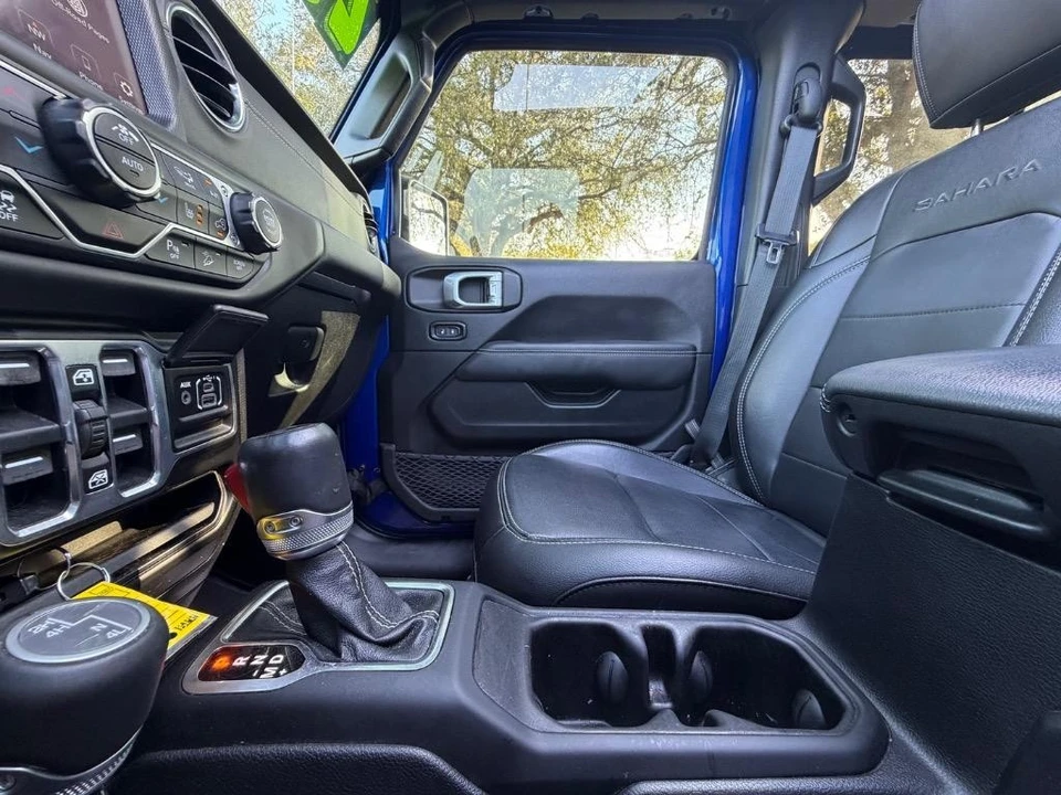 2020 Jeep JL Wrangler - Image 21 of 31