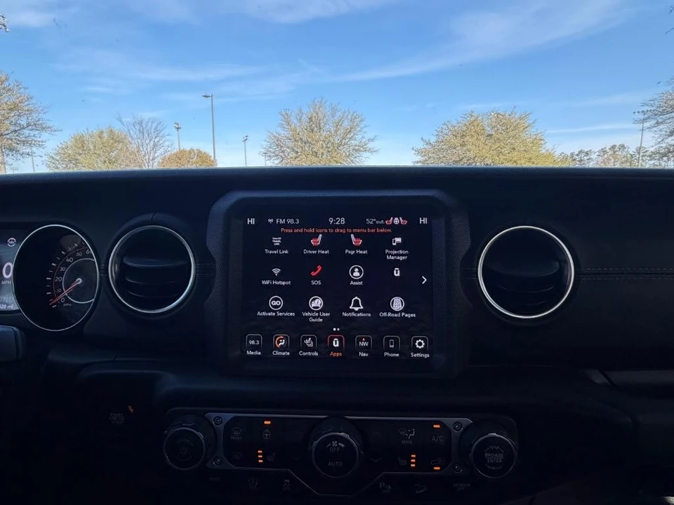 2020 Jeep JL Wrangler - Image 13 of 31