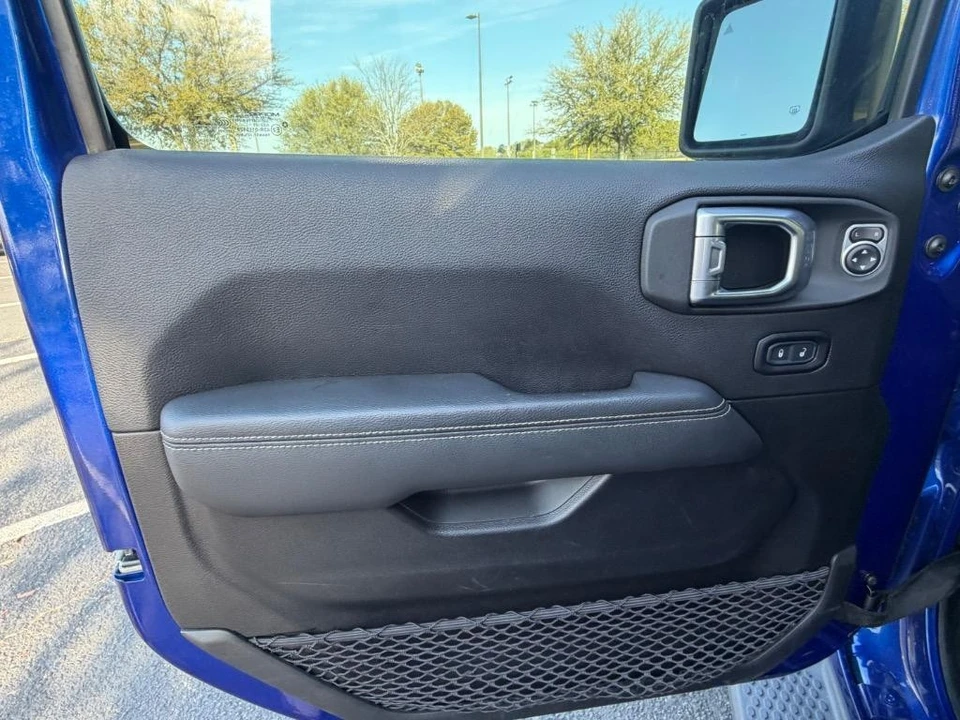 2020 Jeep JL Wrangler - Image 5 of 31