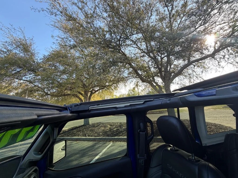 2020 Jeep JL Wrangler - Image 22 of 31