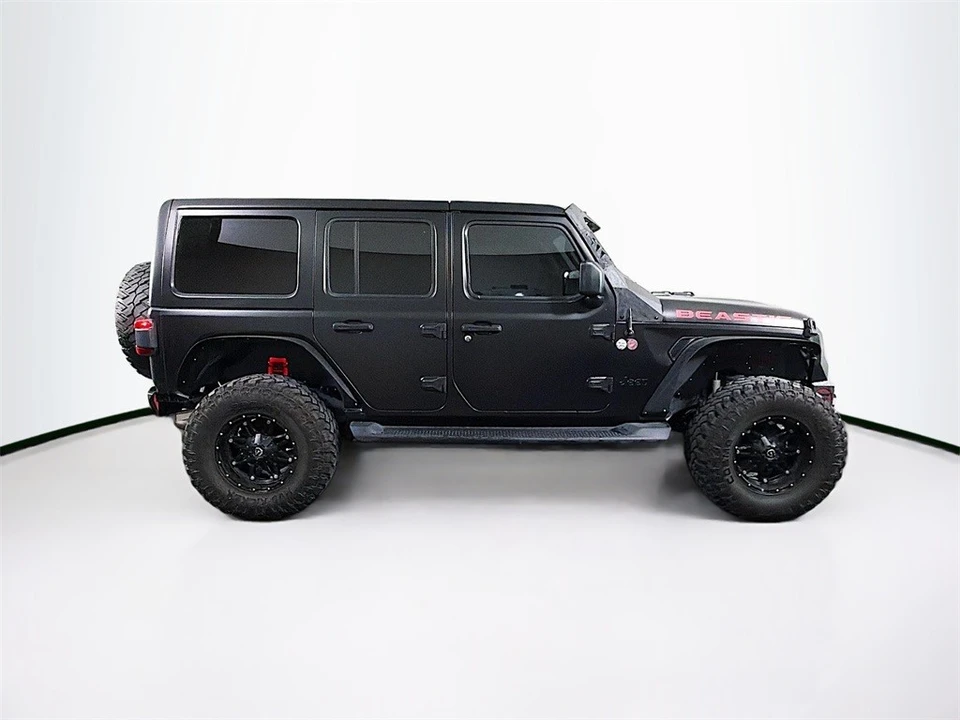 2020 Jeep JL Wrangler - Image 8 of 12