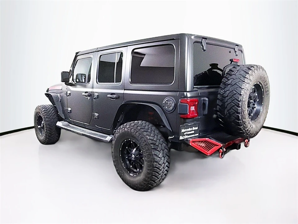2020 Jeep JL Wrangler - Image 5 of 12