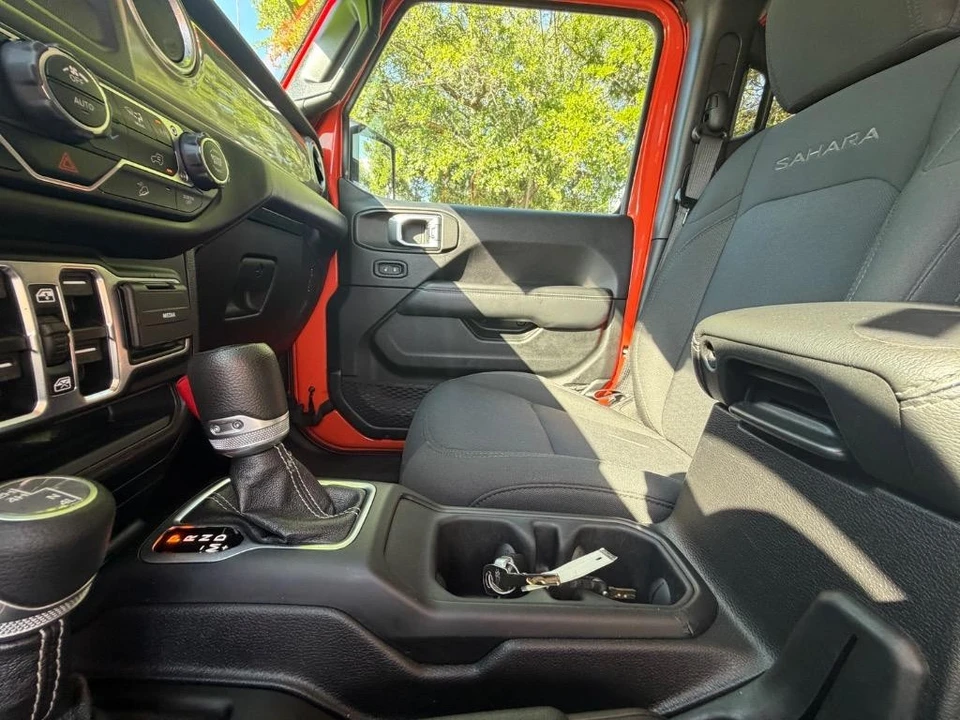 2020 Jeep JL Wrangler - Image 12 of 28