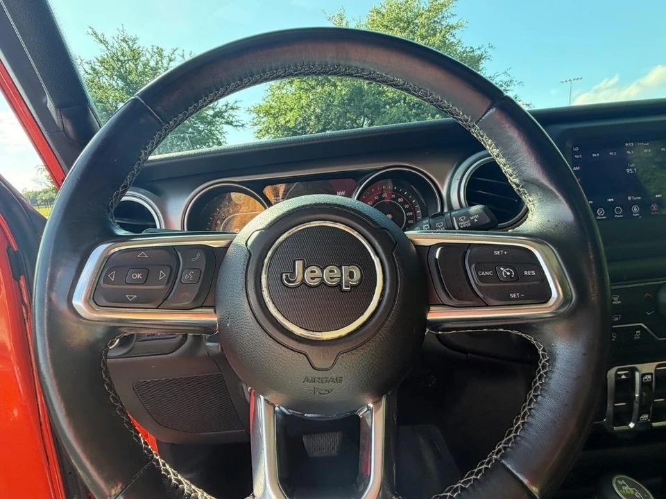 2020 Jeep JL Wrangler - Image 7 of 28